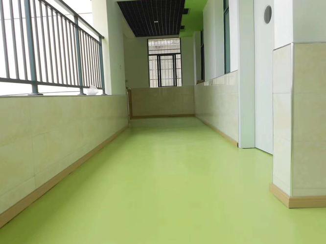 pvc地板革商用纯色塑胶地板胶幼儿园办公室医院专用阻阻燃耐磨毯